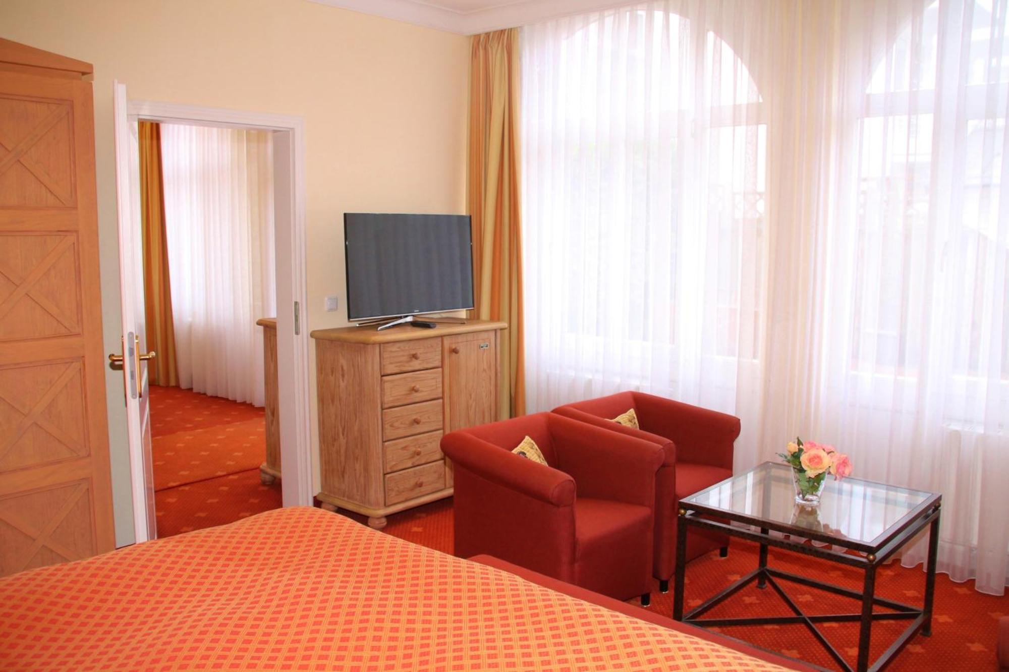 Romantik Im Hotel Villa Roehl Timmendorfer Strand Room photo
