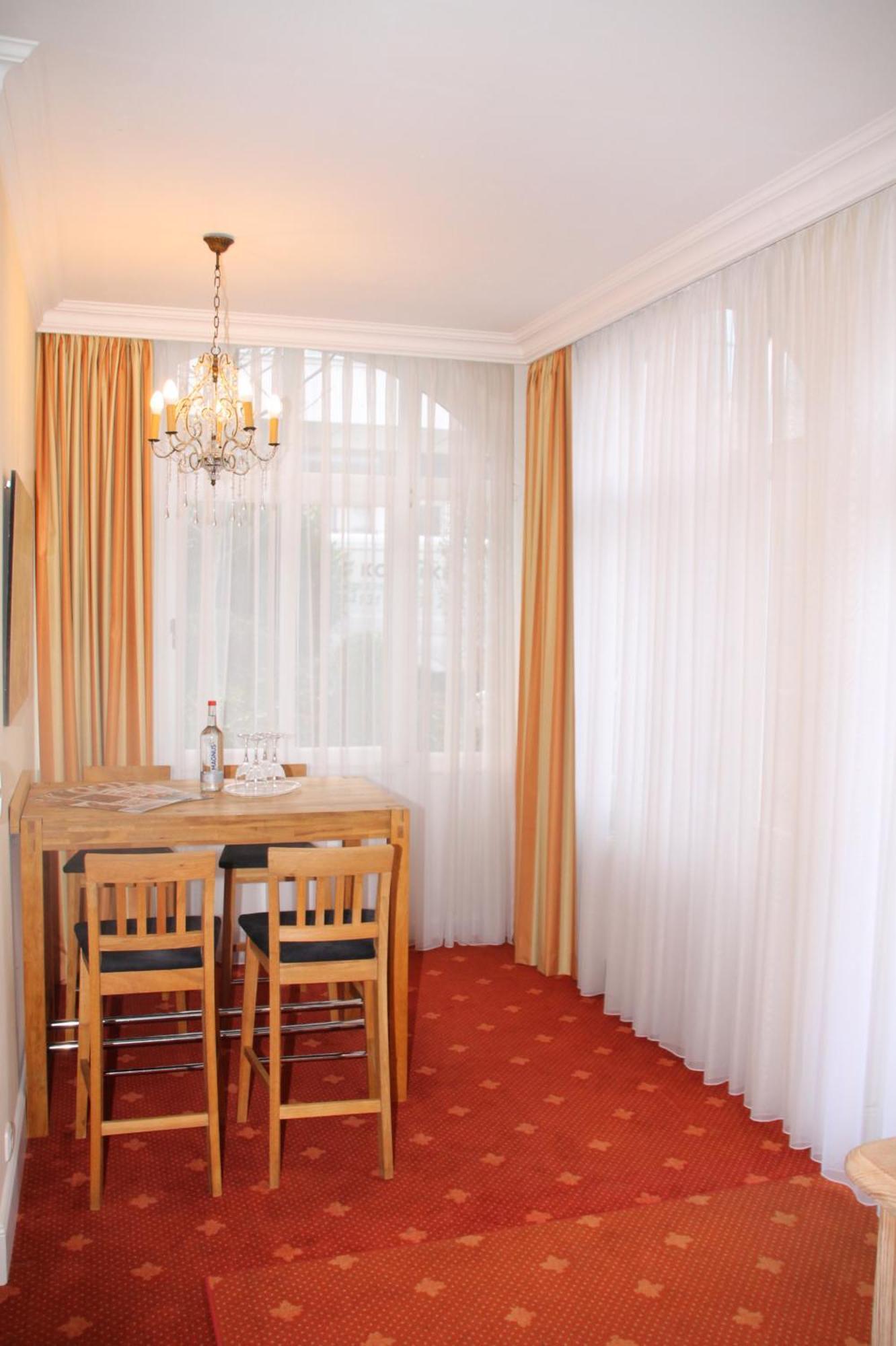 Romantik Im Hotel Villa Roehl Timmendorfer Strand Room photo