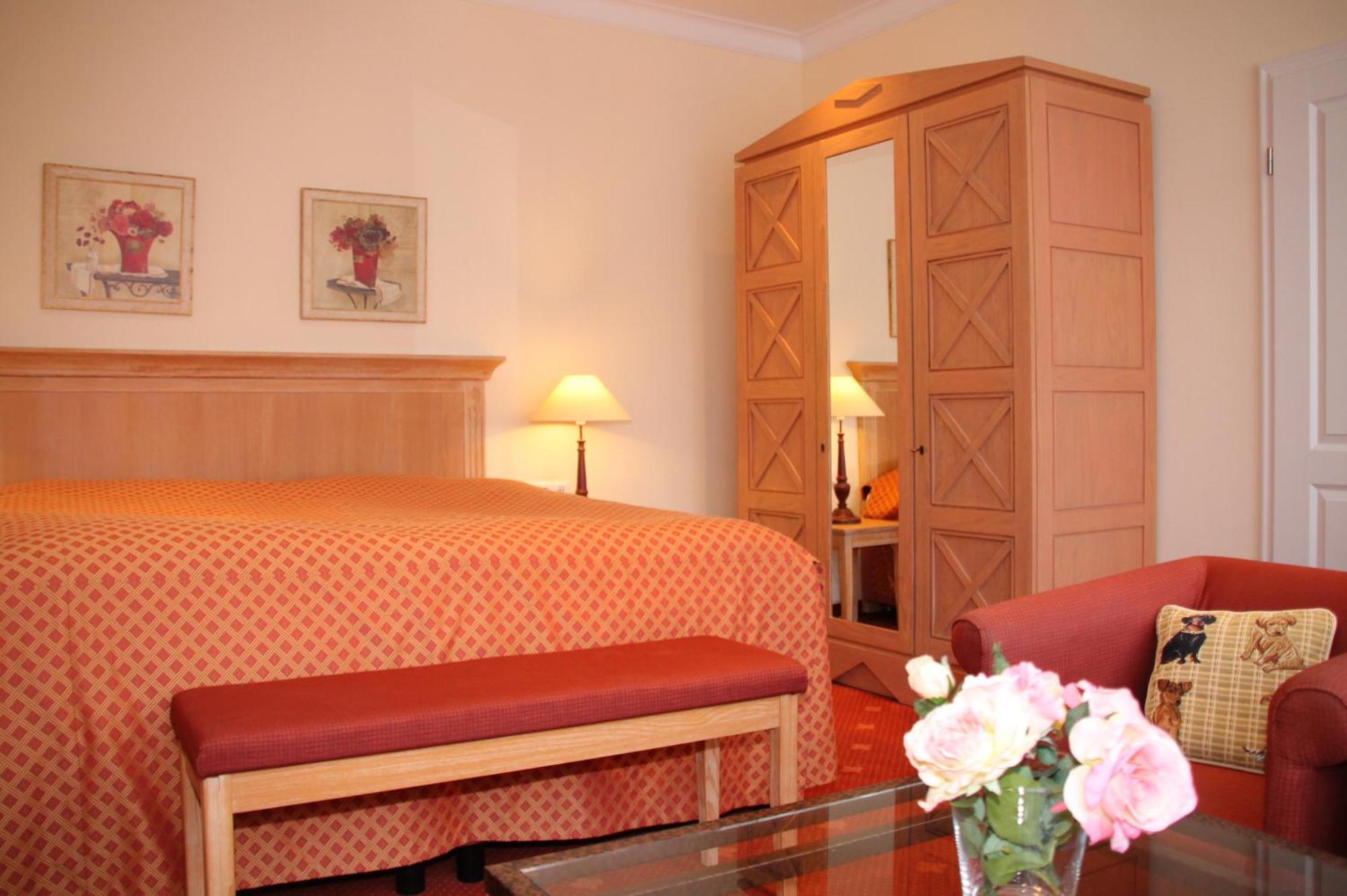 Romantik Im Hotel Villa Roehl Timmendorfer Strand Room photo